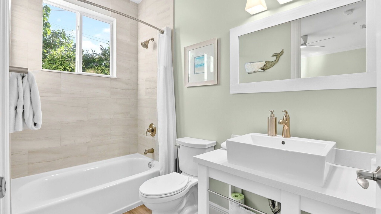 Photo of Bathroom in Islamorada