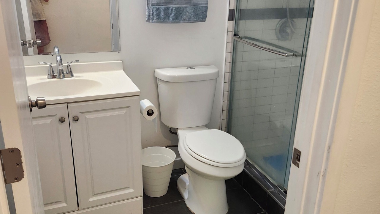 Photo of Bathroom in Los Angeles