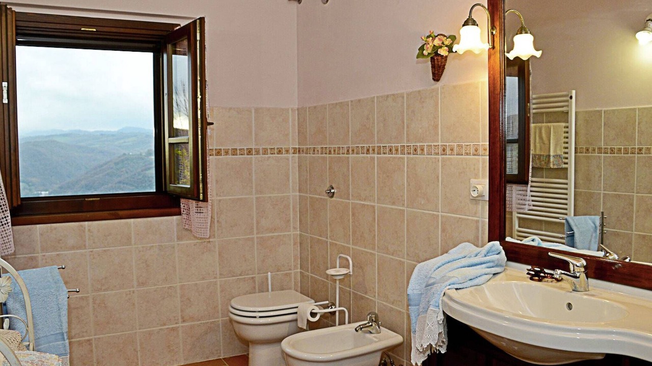 Photo of Bathroom in Apecchio