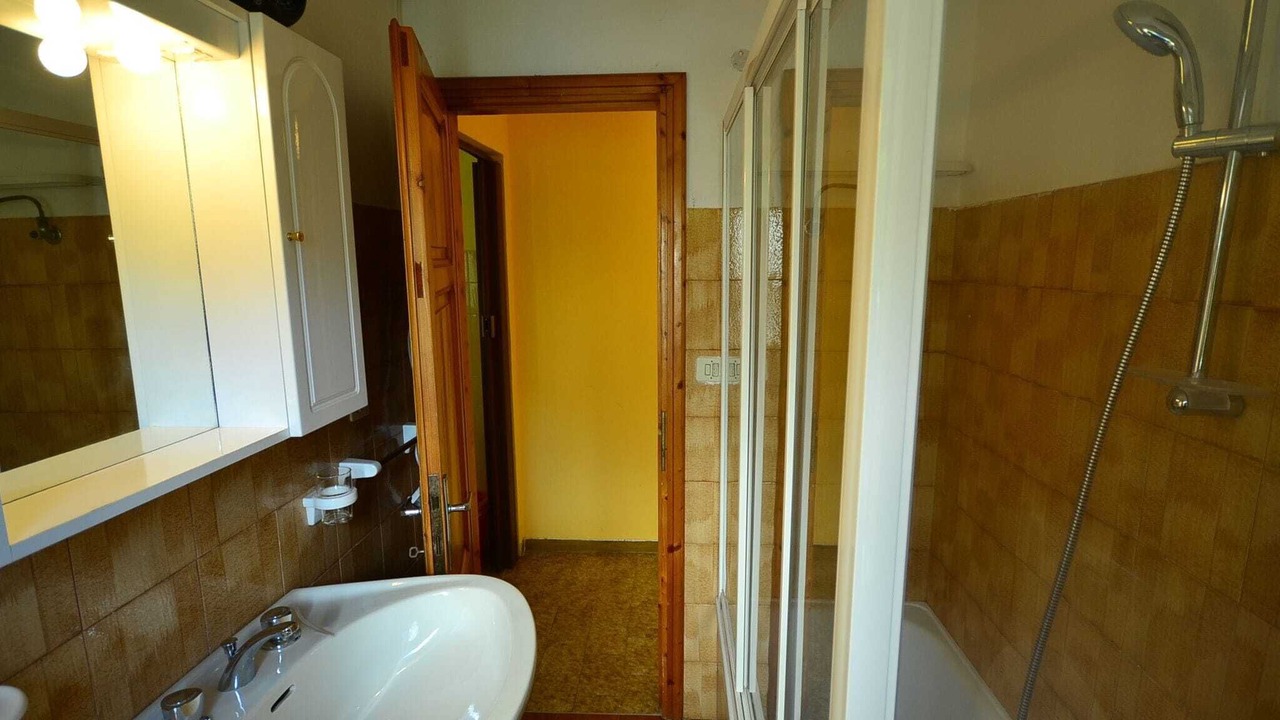 Photo of Bathroom in Mologno