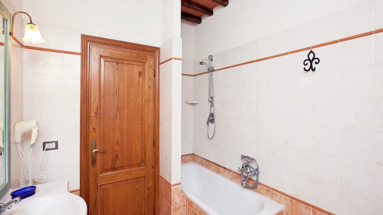 Photo of Bathroom in Bucine
