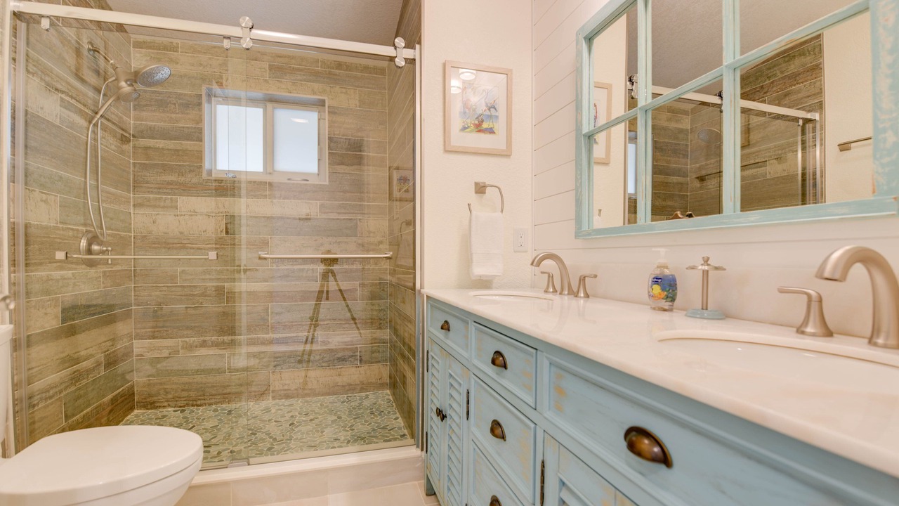 Photo of Bathroom in Breezeswept Beach Estates