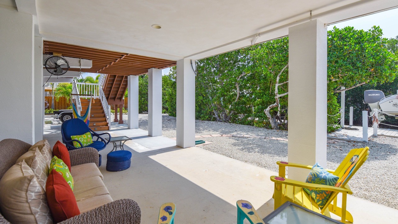 Photo of Patio Balcony in Breezeswept Beach Estates