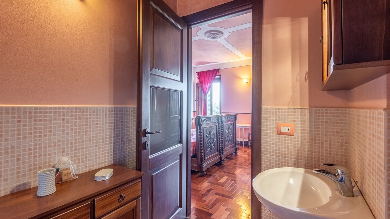Photo of Bathroom in Montalcino
