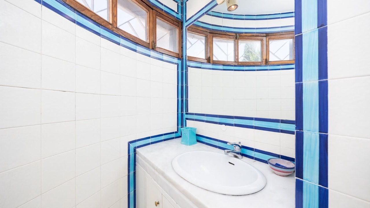 Photo of Bathroom in Quarteira
