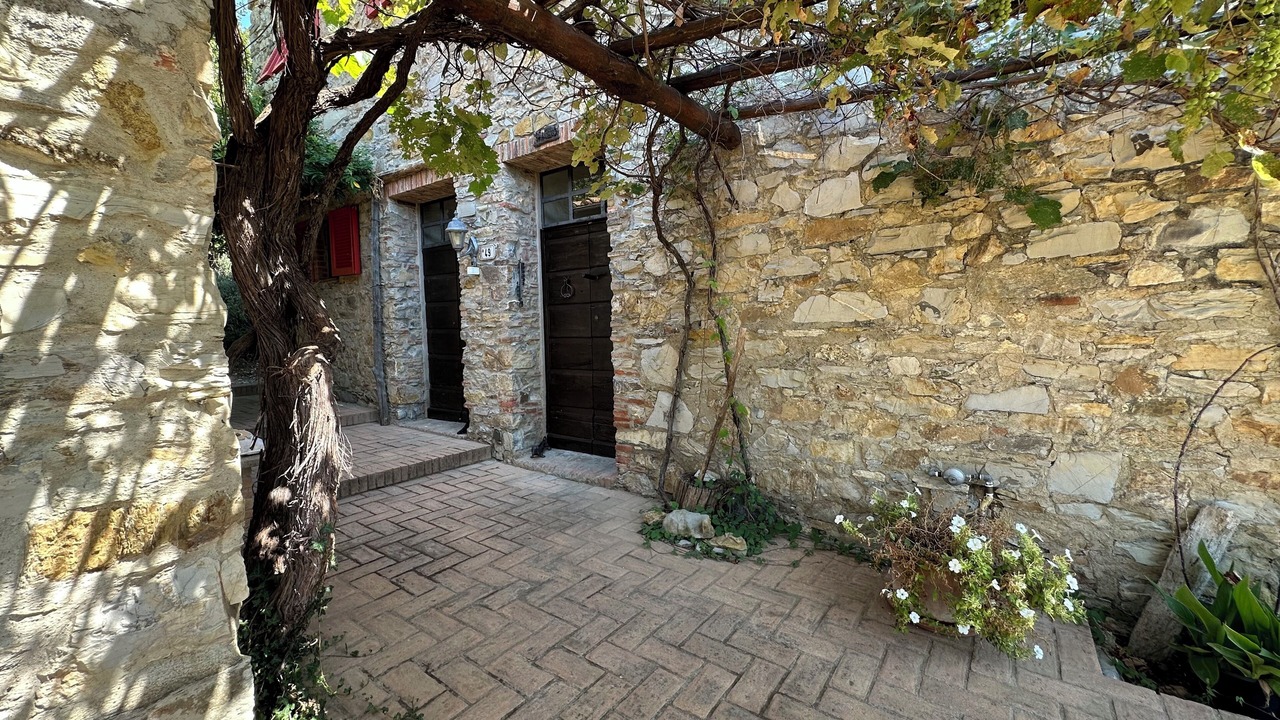 Photo of Outdoor in Sassetta
