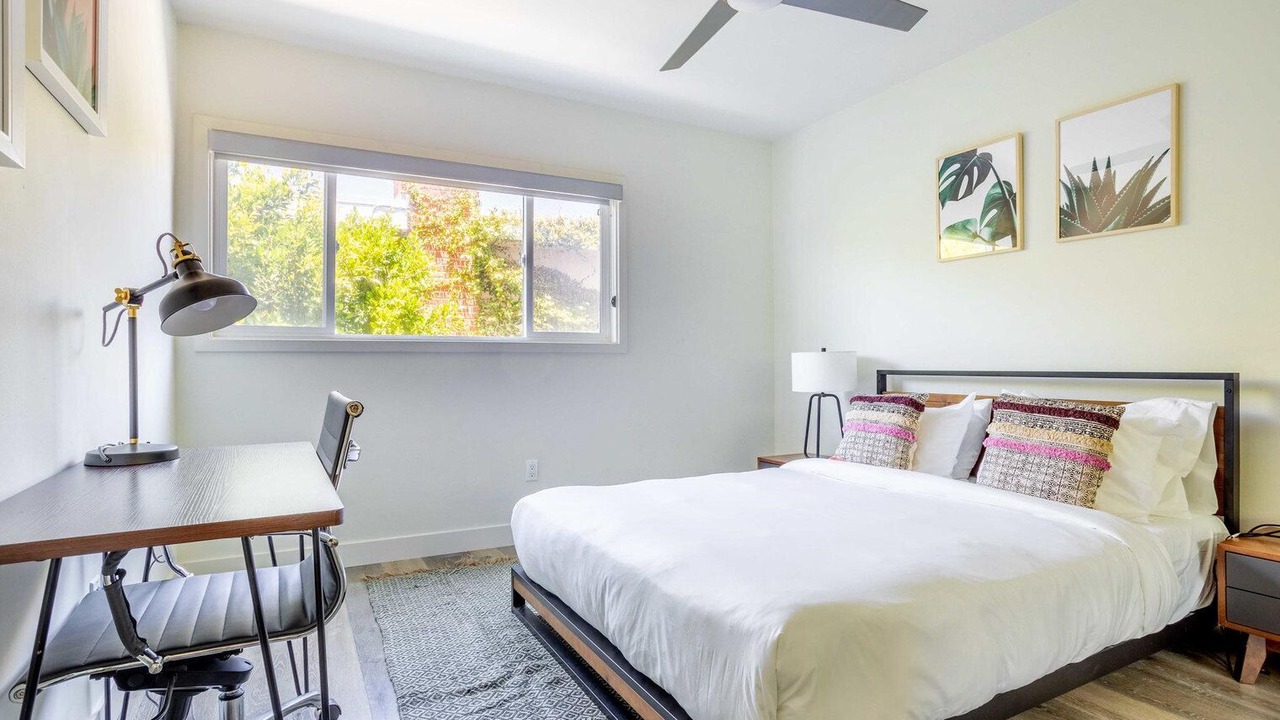 Photo of Bedroom in Redondo Beach