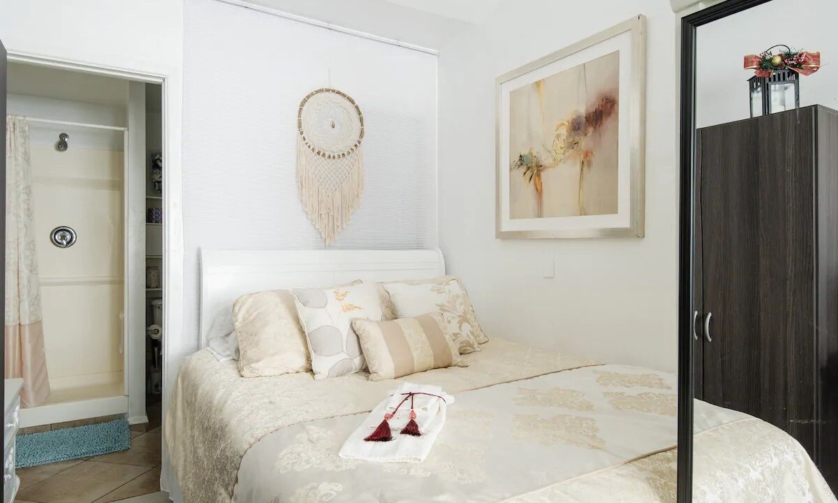 Photo of Bedroom in Lawndale