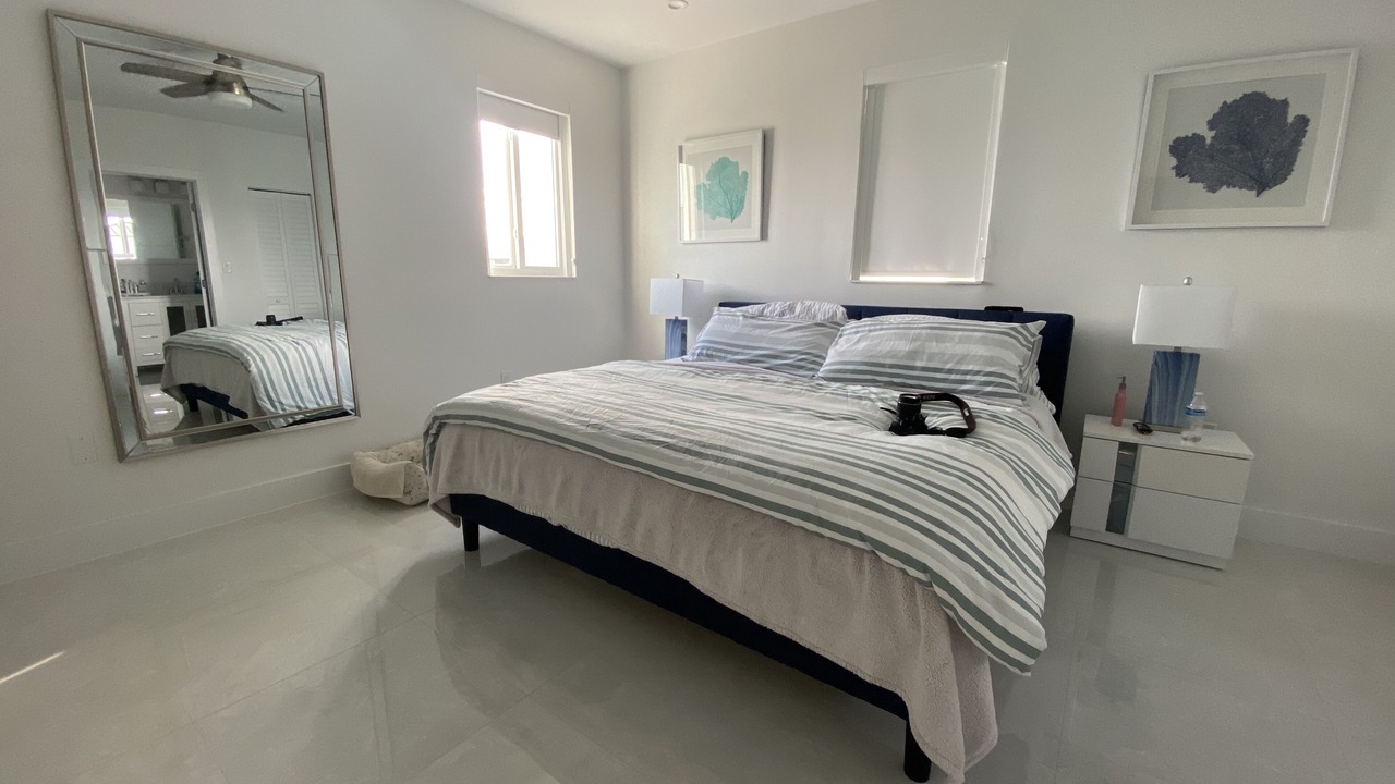 Photo of Bedroom in Wynken Blynken and Nod