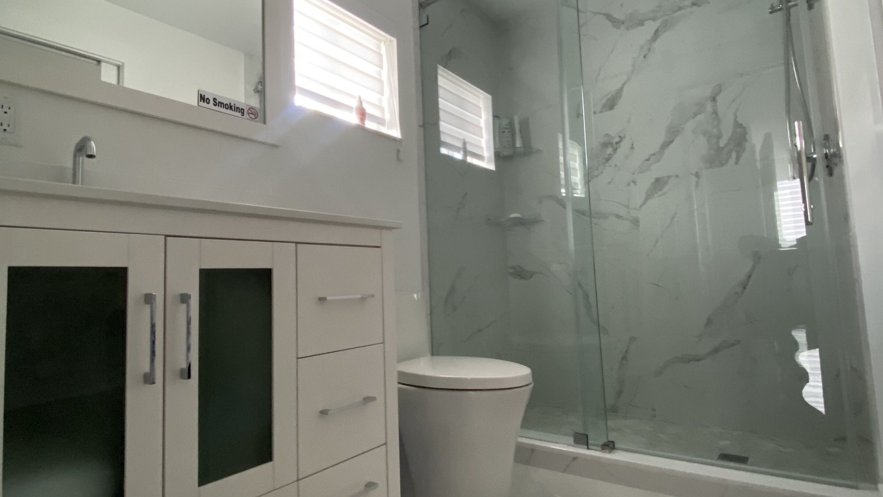 Photo of Bathroom in Wynken Blynken and Nod