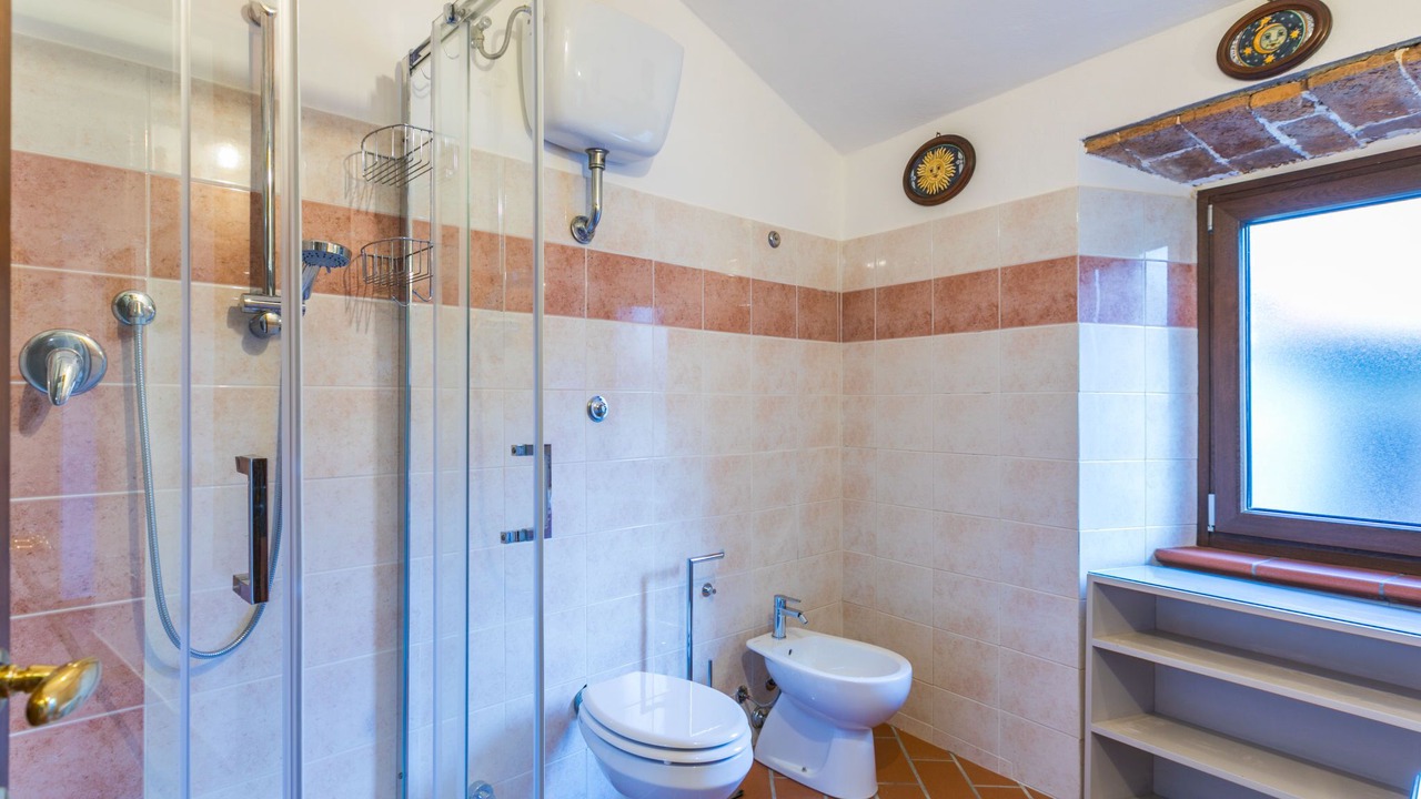 Photo of Bathroom in Casale Marittimo