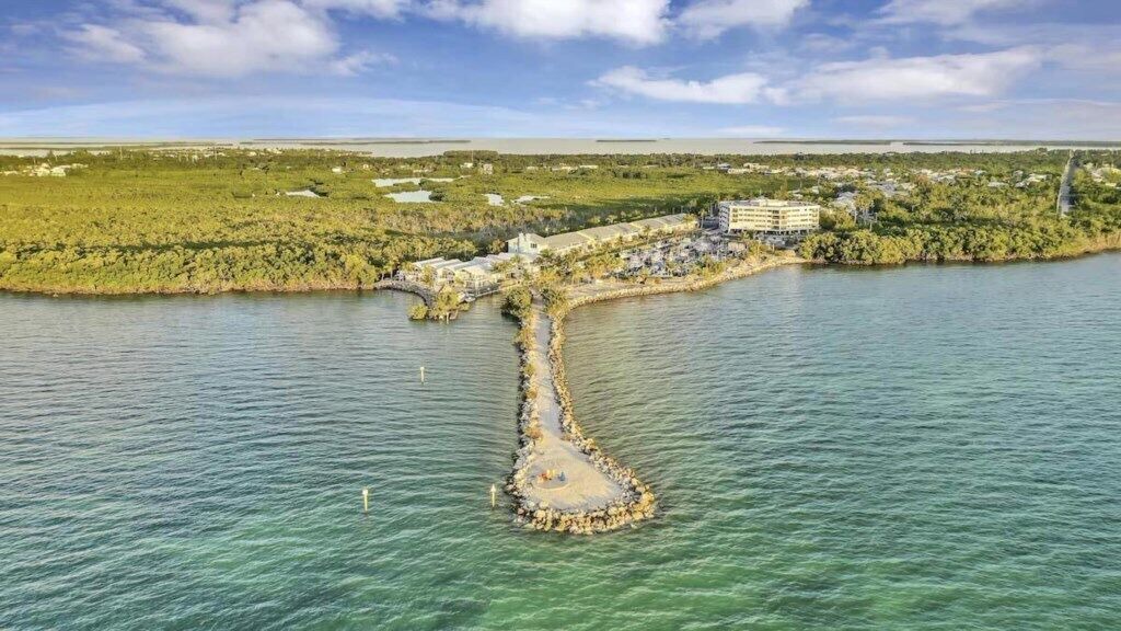 Photo of Others in Rock Harbor