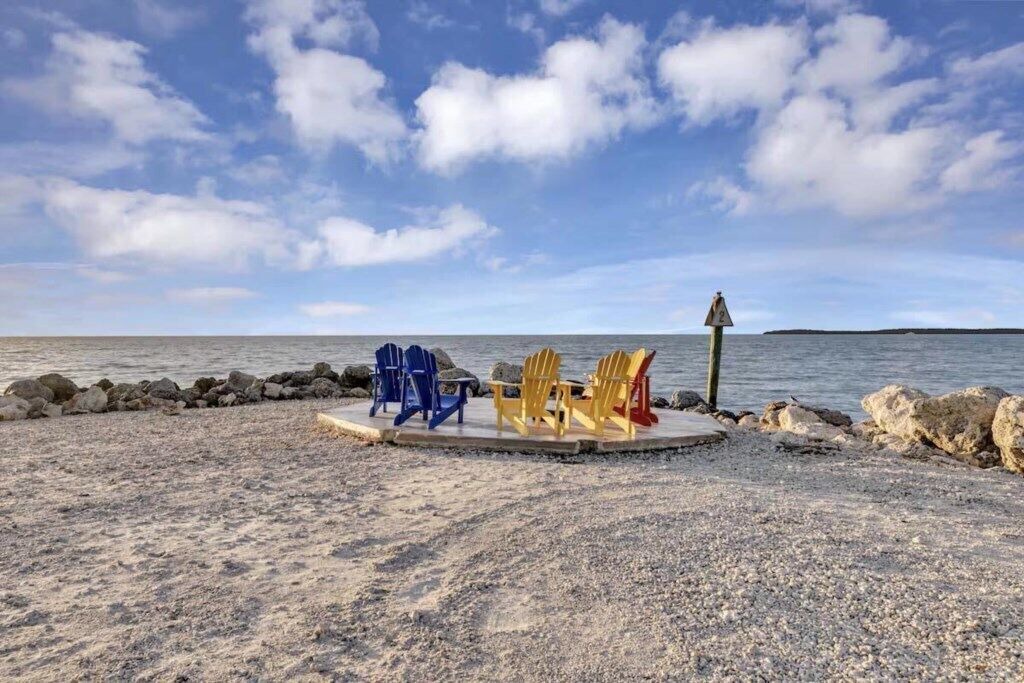 Photo of Others in Rock Harbor