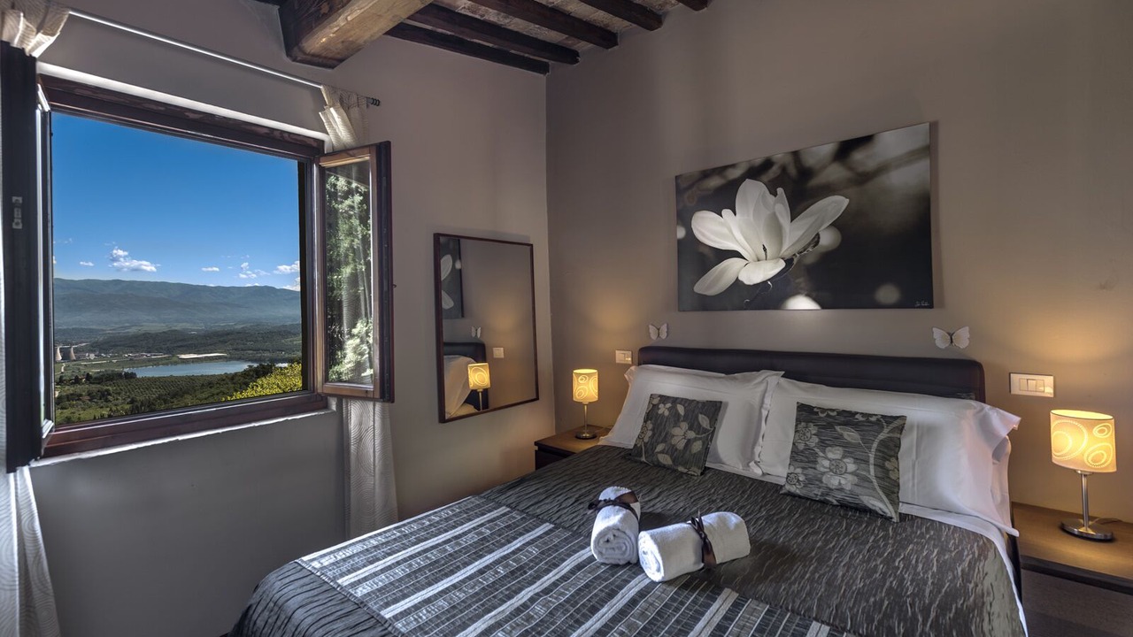 Photo of Bedroom in Neri
