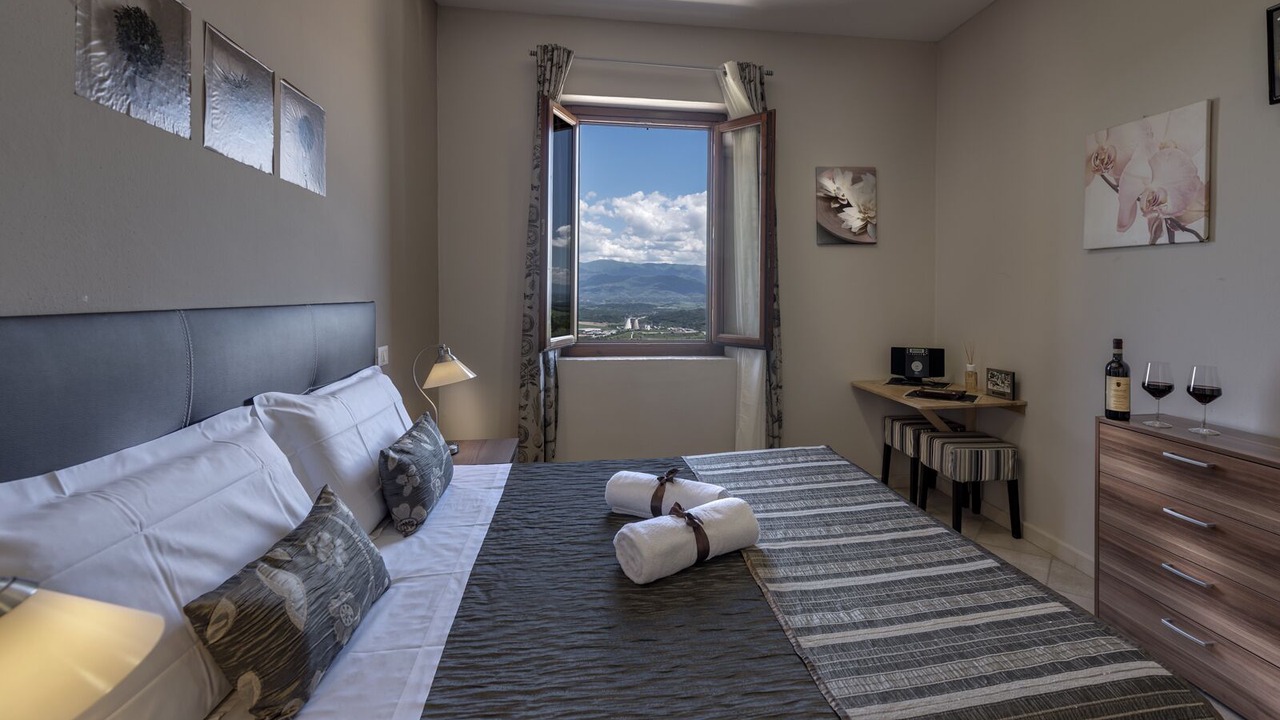 Photo of Bedroom in Neri