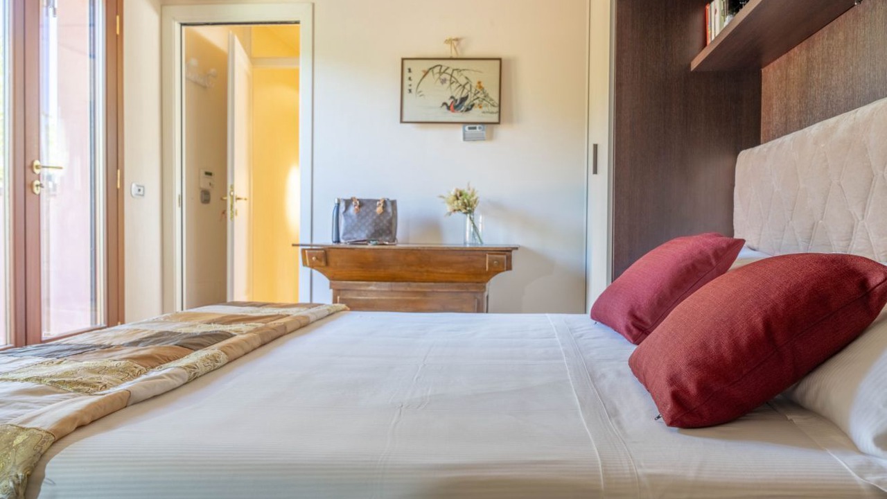 Photo of Bedroom in Siena