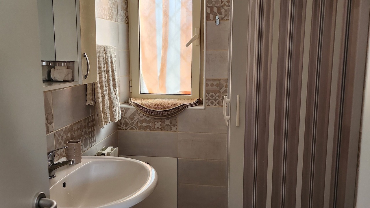 Photo of Bathroom in Anzio