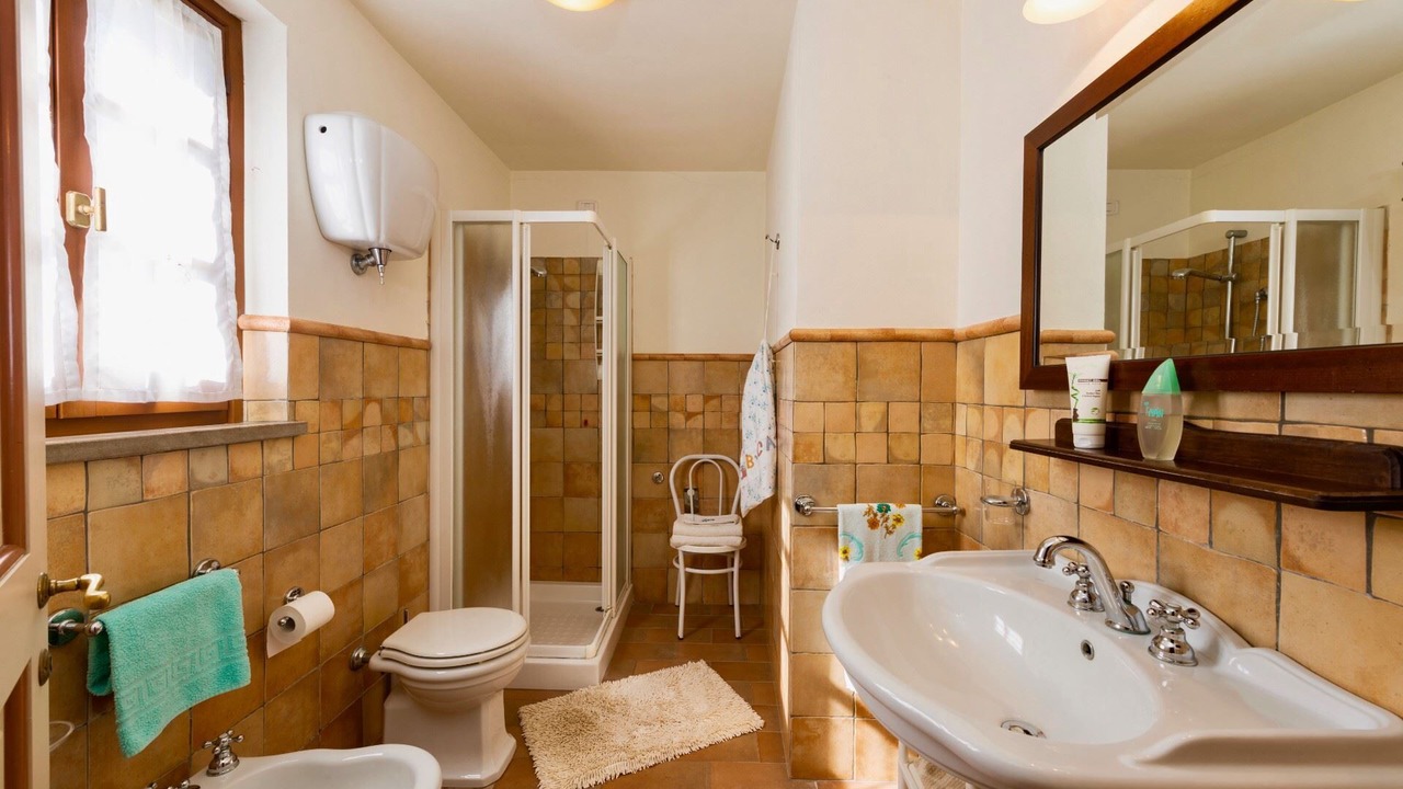 Photo of Bathroom in Popoltaio-Schiacciato
