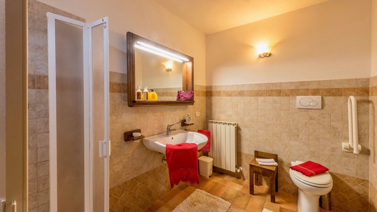 Photo of Bathroom in Popoltaio-Schiacciato