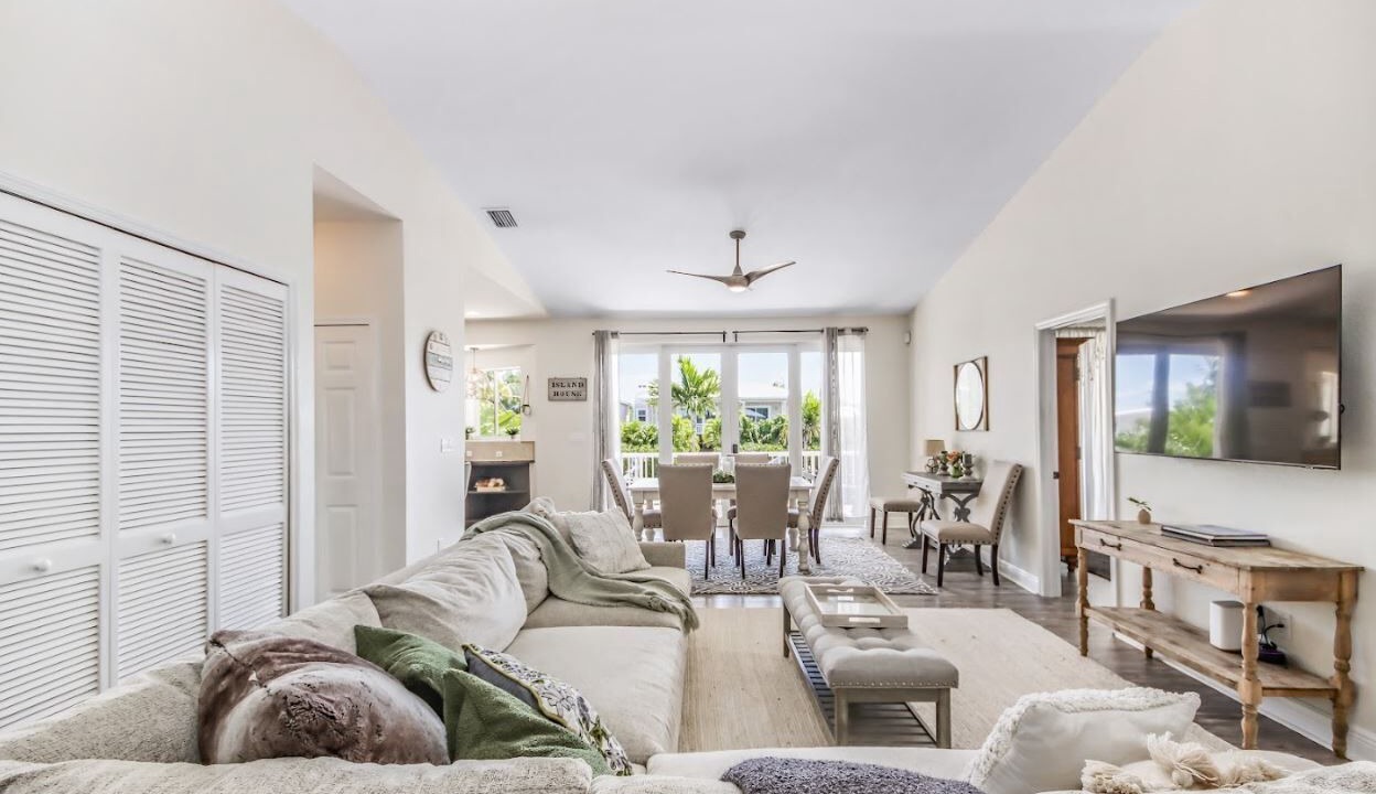 Photo of Livingroom in Twin Lakes