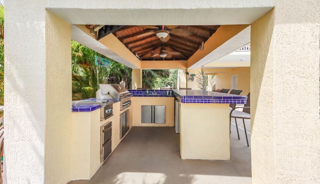 Photo of Patio Balcony in Twin Lakes