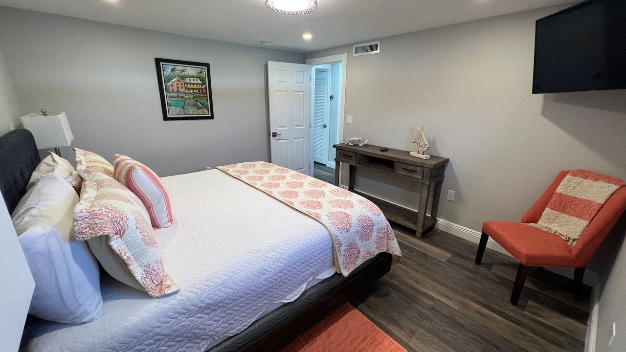 Photo of Bedroom in Tavernier