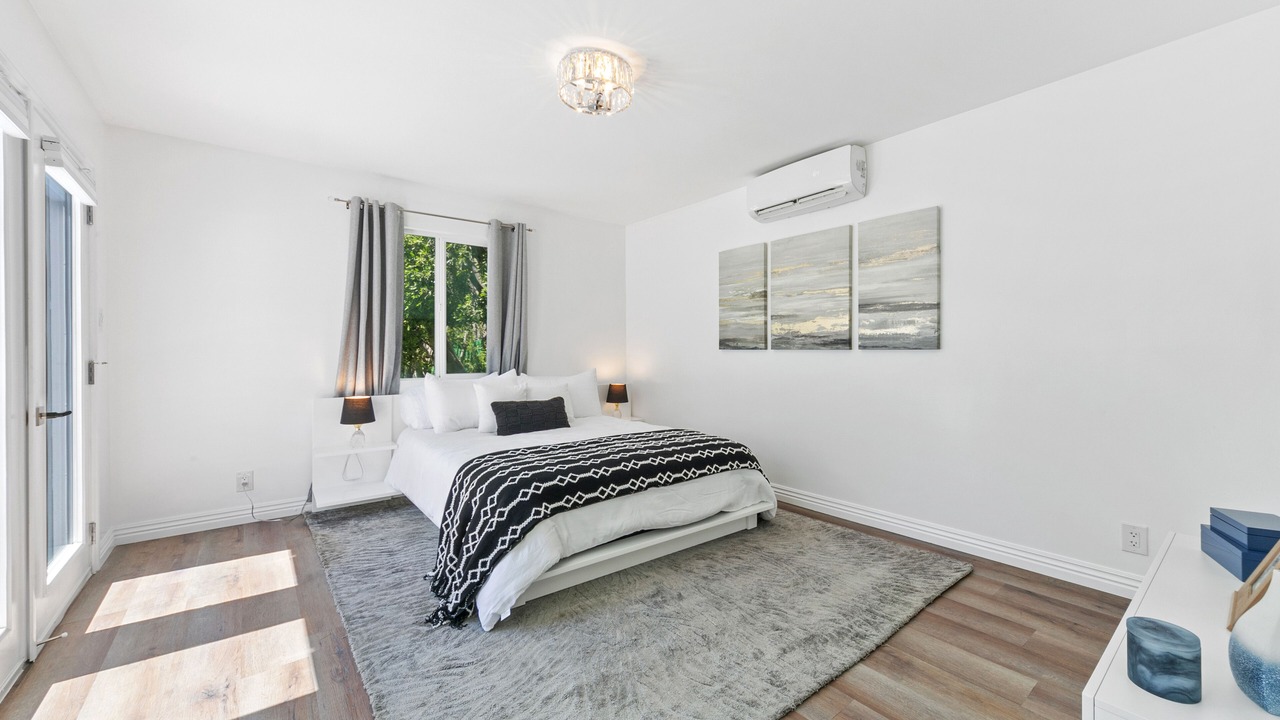 Photo of Bedroom in Los Angeles