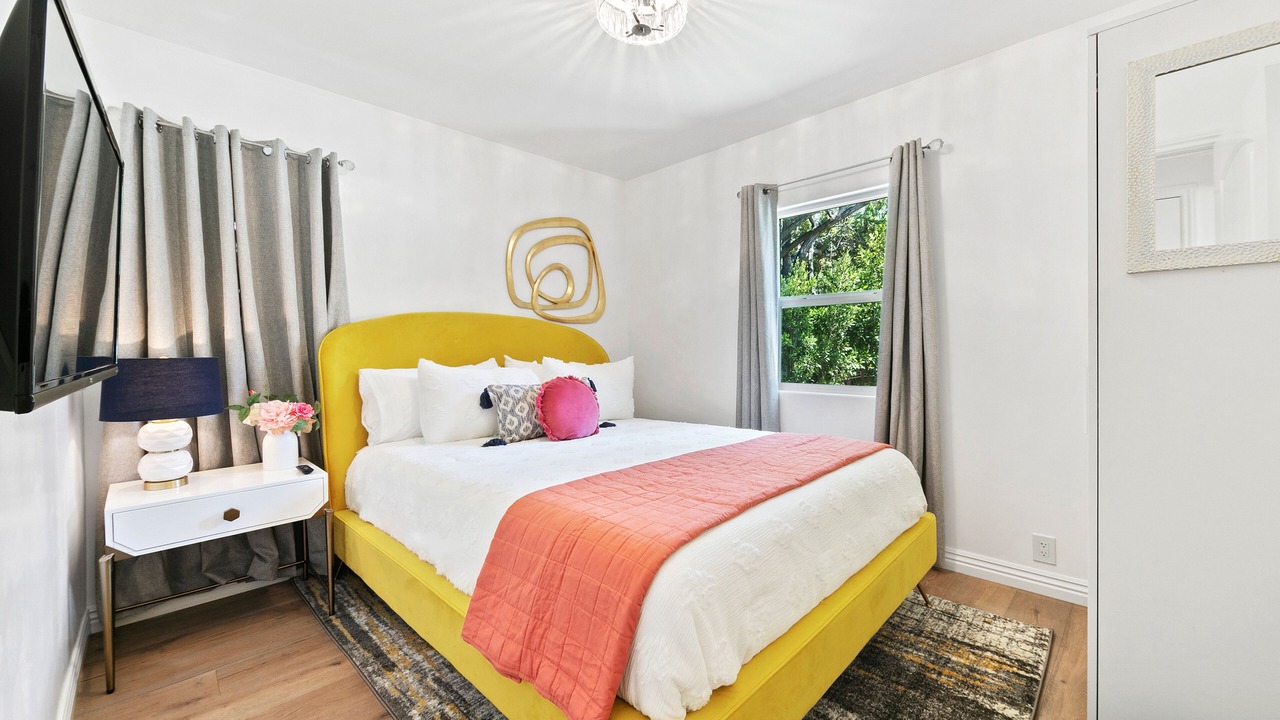 Photo of Bedroom in Los Angeles