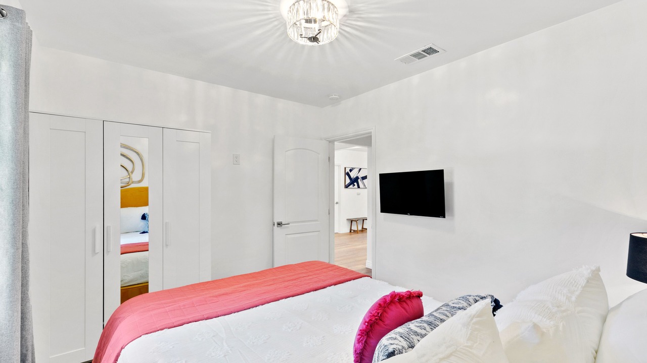Photo of Bedroom in Los Angeles