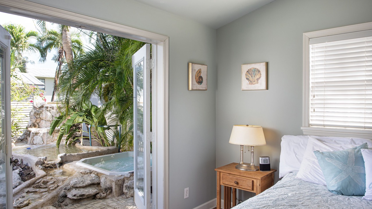Photo of Bedroom in Big Coppitt Key