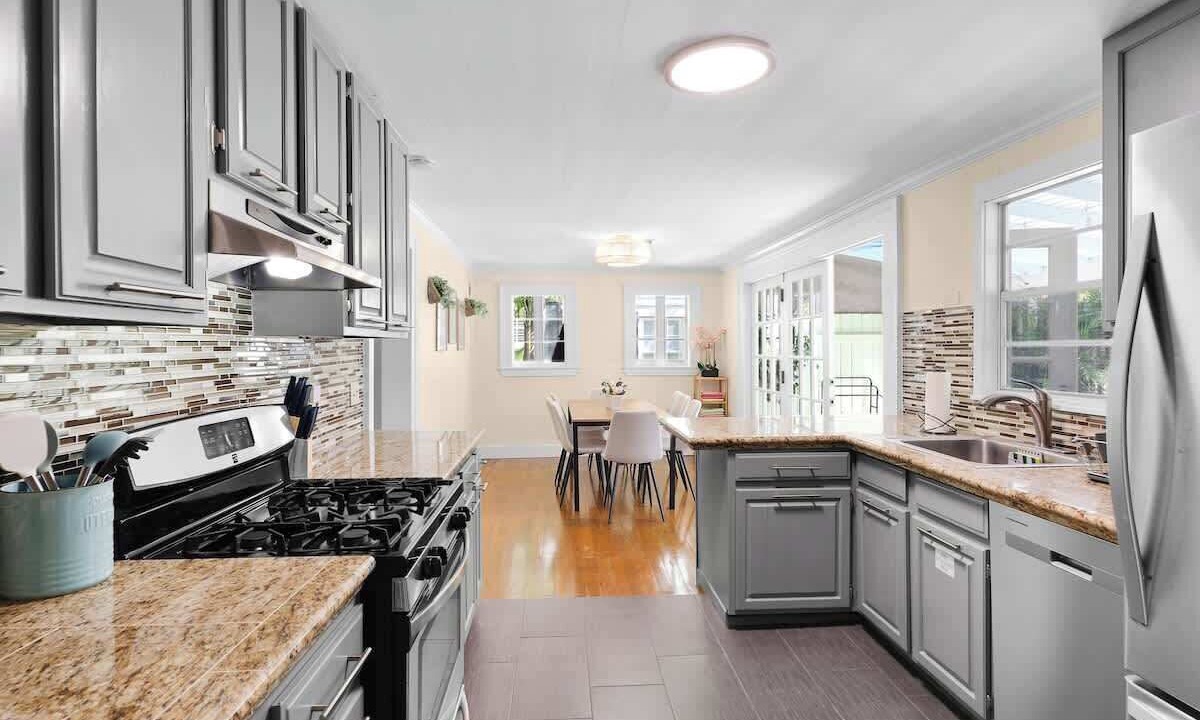 Photo of Kitchen in Historic Seaport