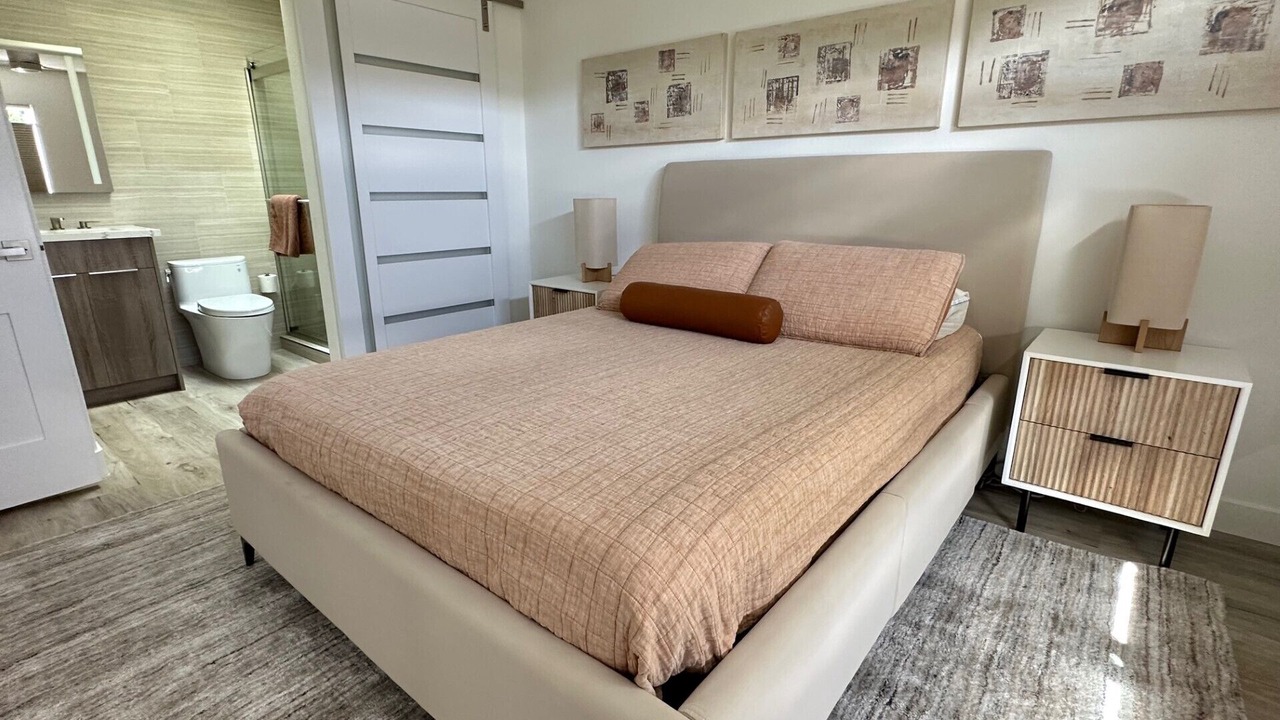 Photo of Bedroom in Hawthorne
