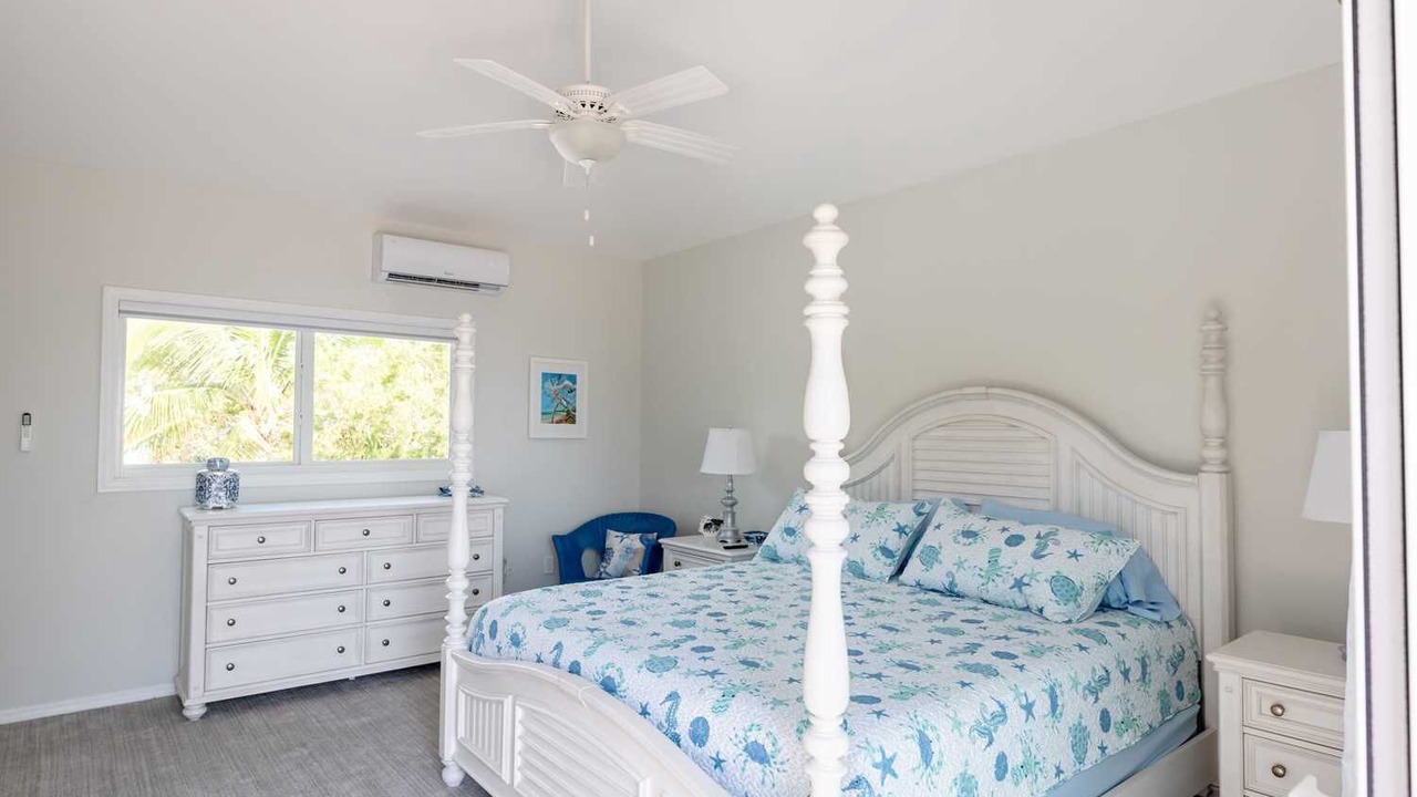 Photo of Bedroom in Summerland Key