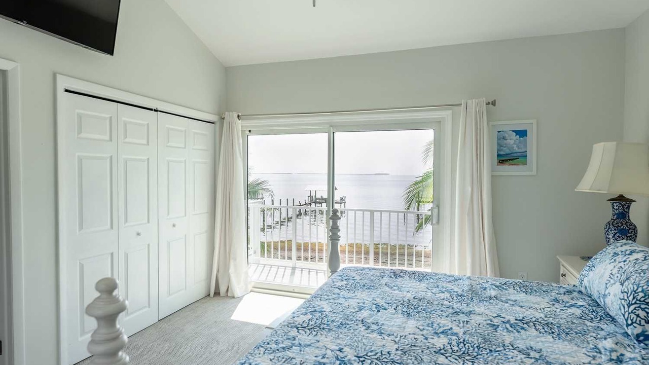 Photo of Bedroom in Summerland Key