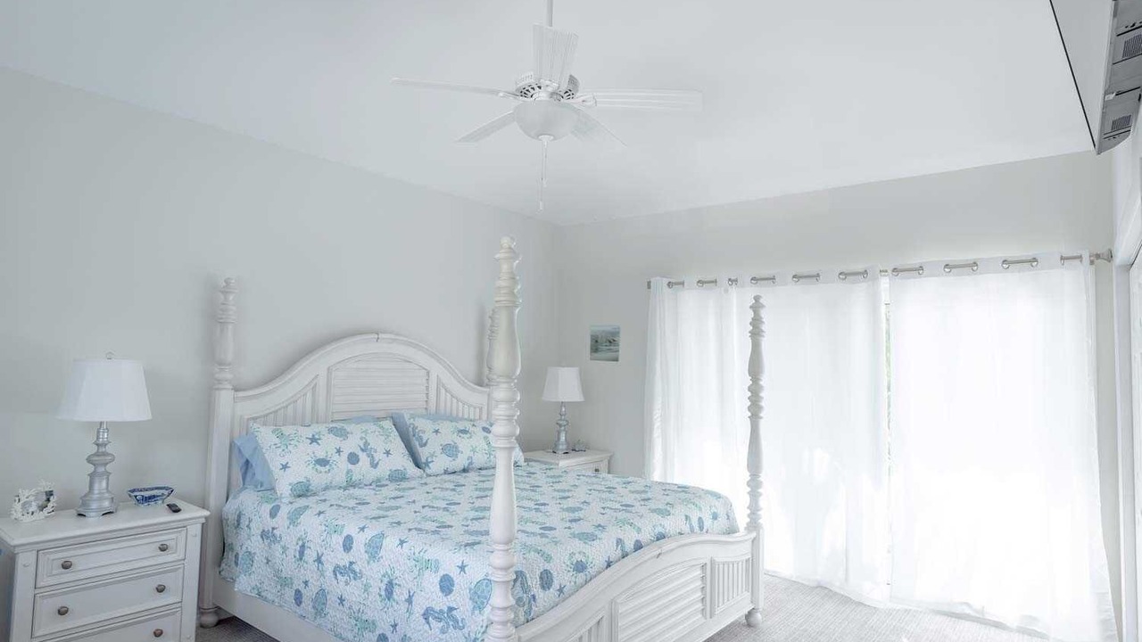 Photo of Bedroom in Summerland Key