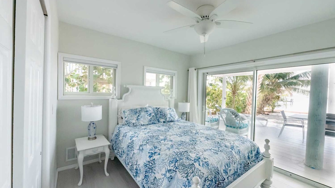 Photo of Bedroom in Summerland Key