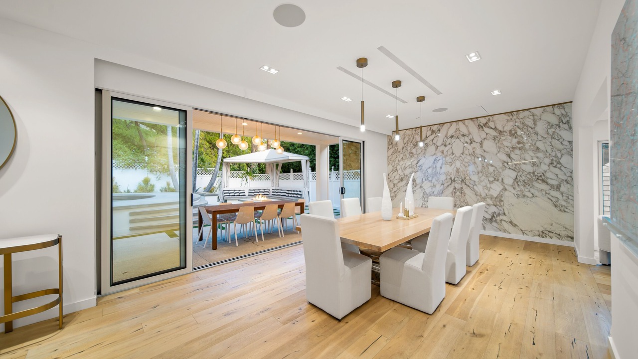Photo of Others in Hollywood Hills West