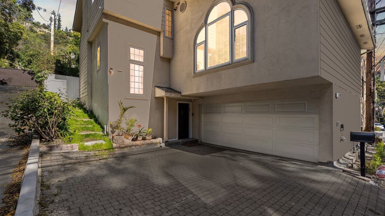 Photo of Outdoor in Beverly Glen
