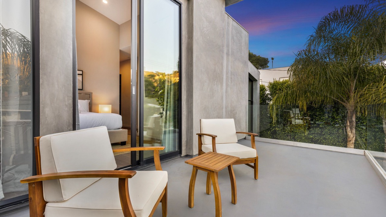 Photo of Patio Balcony in Beverly Hills