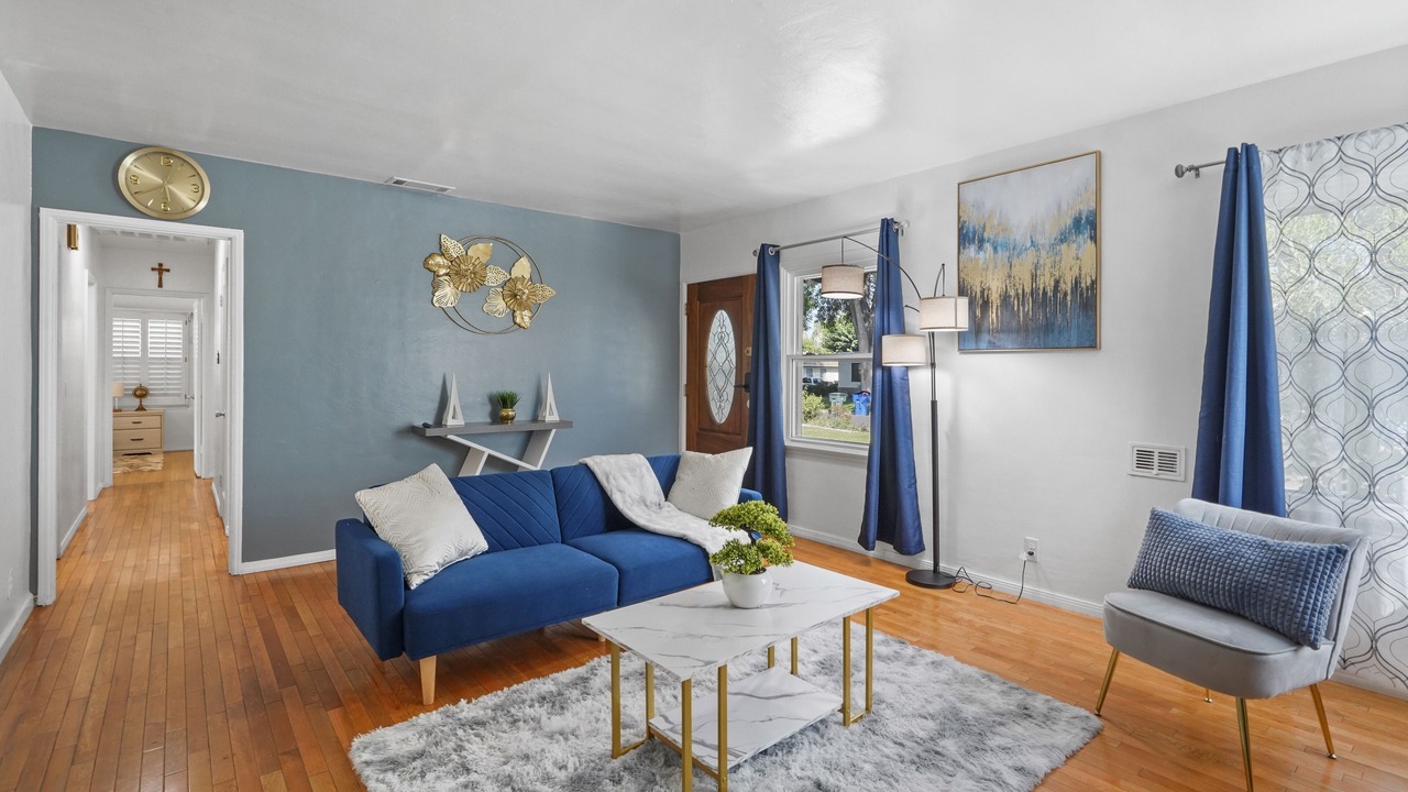 Photo of Livingroom in Riverside