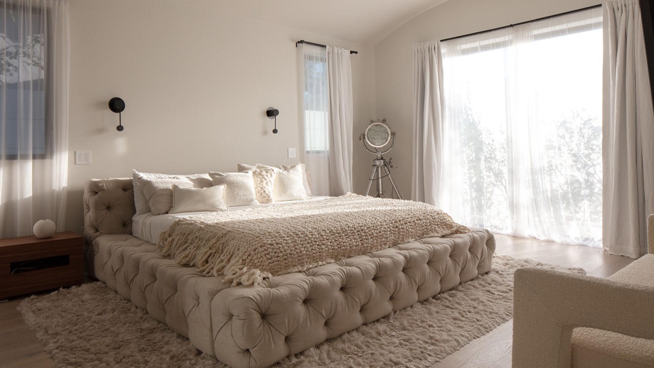Photo of Bedroom in Beverly Grove