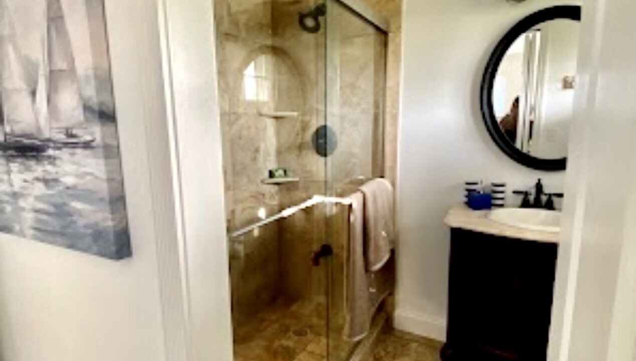 Photo of Bathroom in Twin Lakes