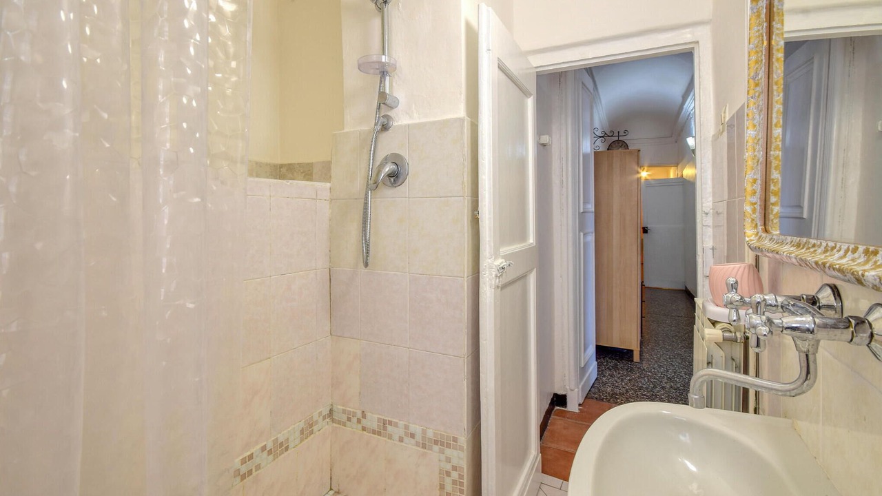 Photo of Bathroom in Pre