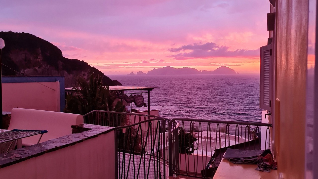 Photo of Patio Balcony in Le Forna