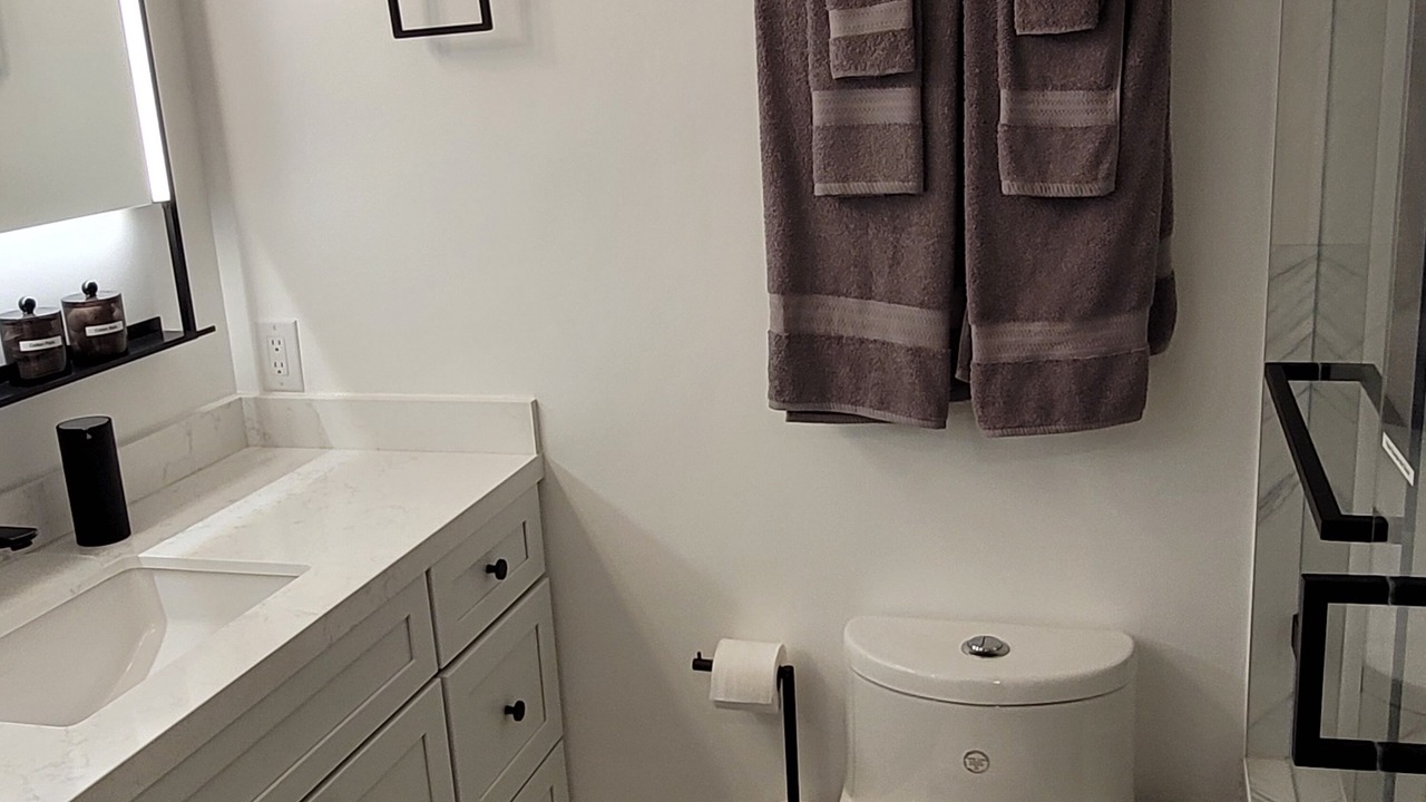 Photo of Bathroom in Belmont Park