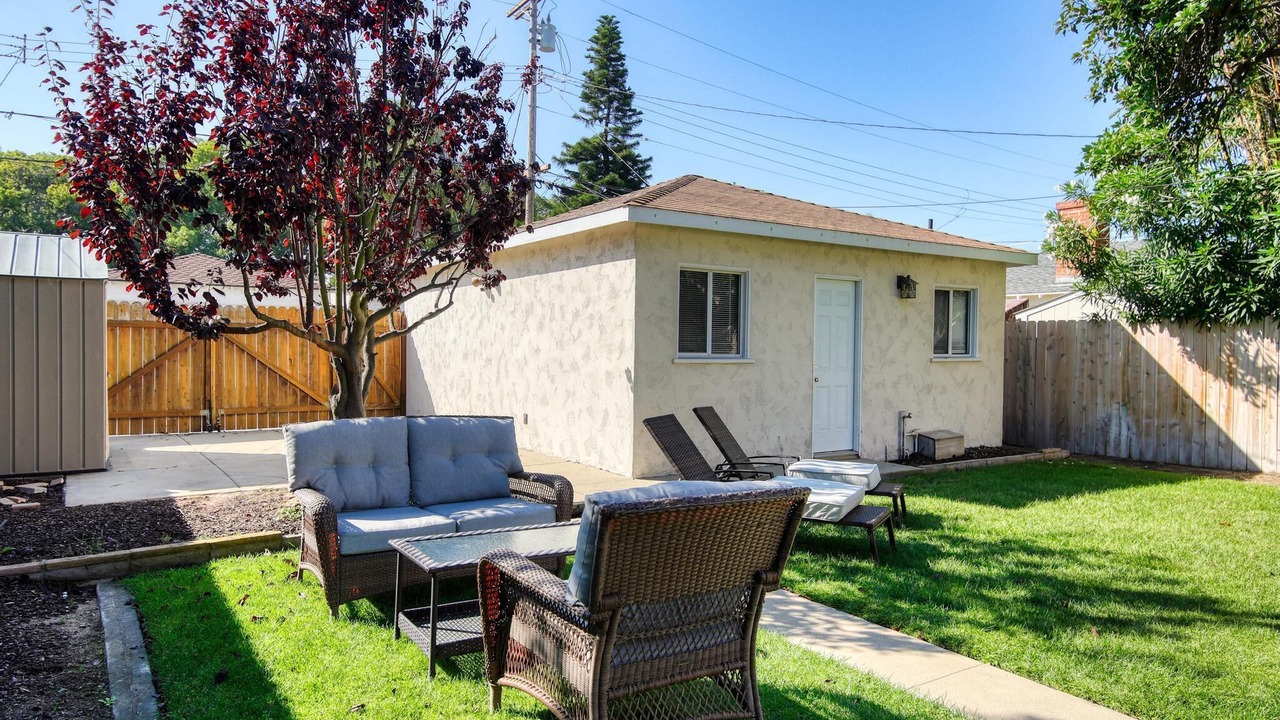 Photo of Patio Balcony in Madrona