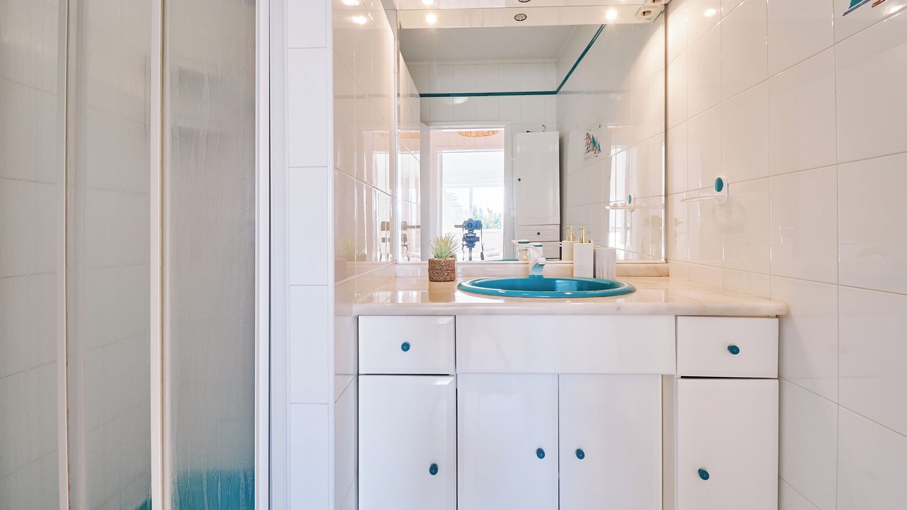 Photo of Bathroom in Vale de Centianes