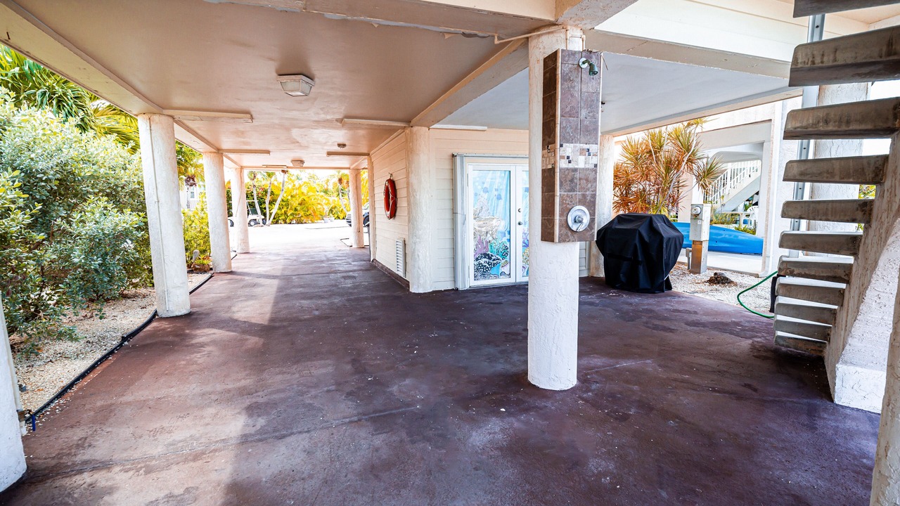 Photo of Others in Cutthroat Harbor Estates