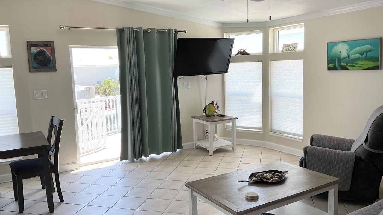 Photo of Livingroom in Cutthroat Harbor Estates