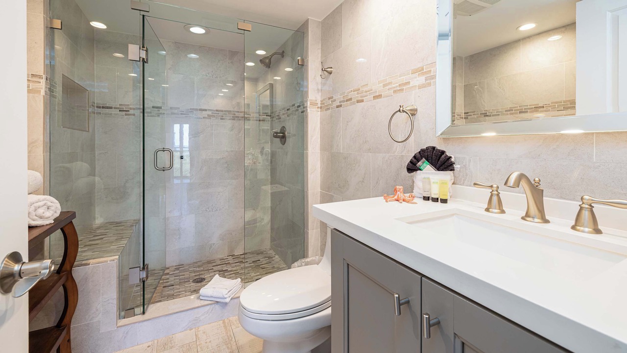 Photo of Bathroom in Tavernier